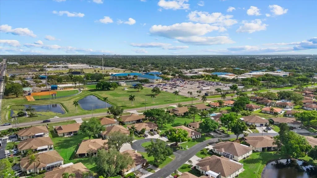 6033 34th Street W Bradenton FL 34210