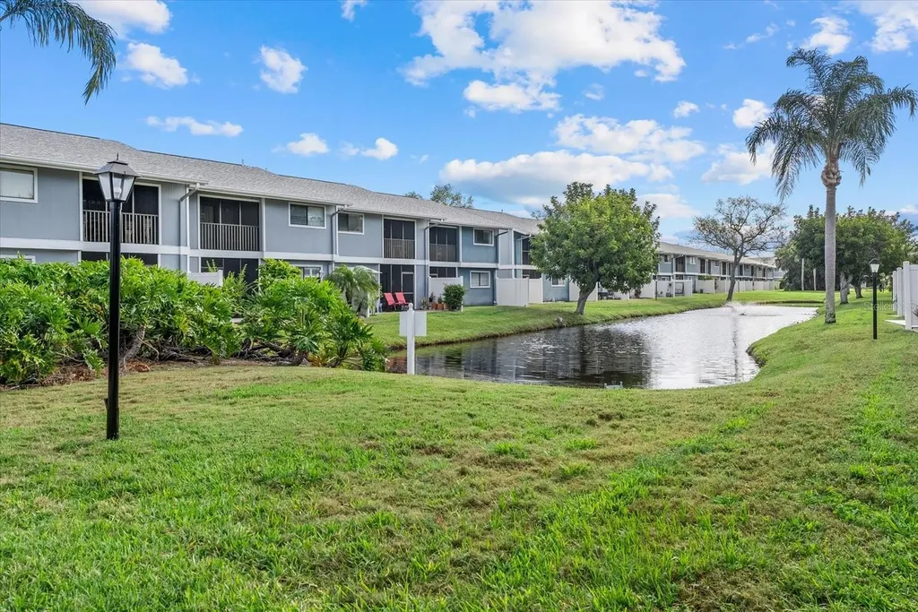 6033 34th Street W Bradenton FL 34210