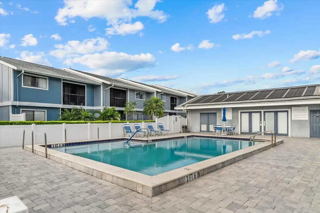 6033 34th Street W Bradenton FL 34210