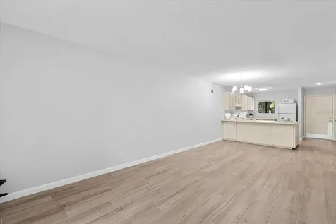 6033 34th Street W Bradenton FL 34210