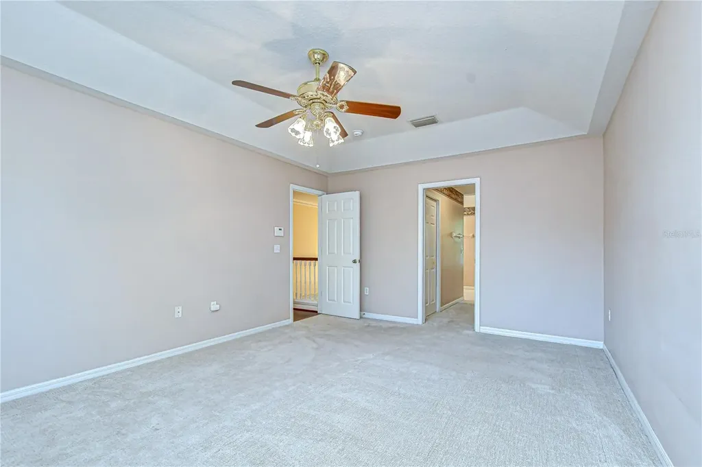 1121 Split Silk Street Valrico FL 33594
