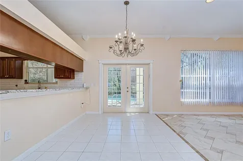 1121 Split Silk Street Valrico FL 33594