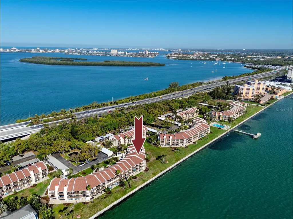 7540 Sunshine Skyway Lane S St Petersburg FL 33711