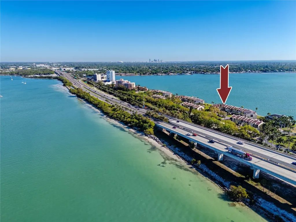 7540 Sunshine Skyway Lane S St Petersburg FL 33711