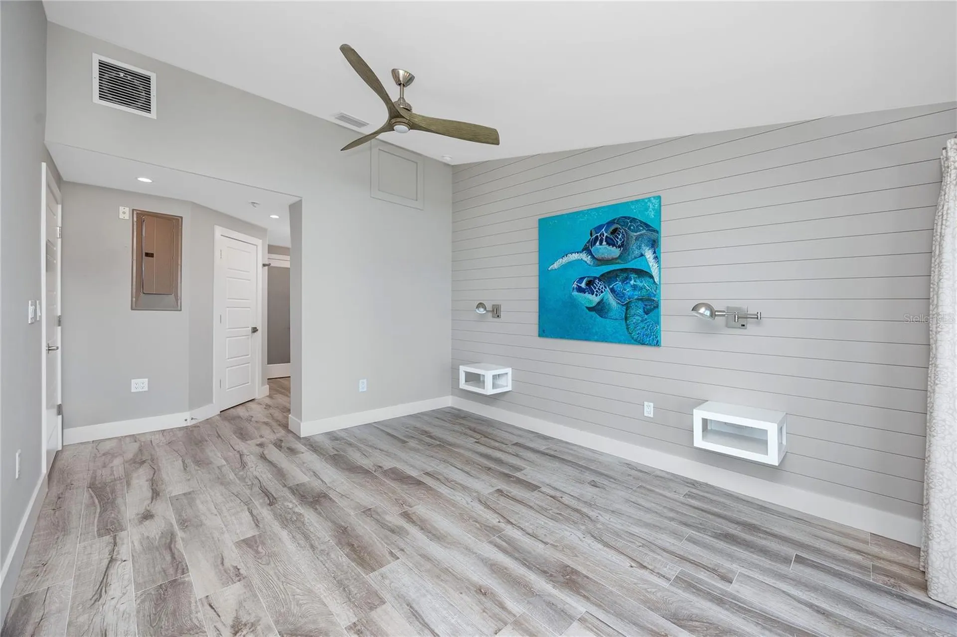 7540 Sunshine Skyway Lane S St Petersburg FL 33711