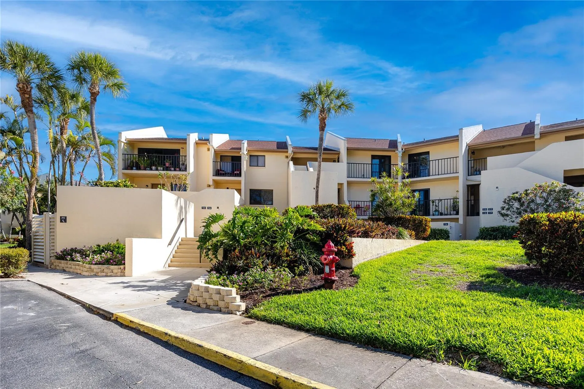 7540 Sunshine Skyway Lane S St Petersburg FL 33711