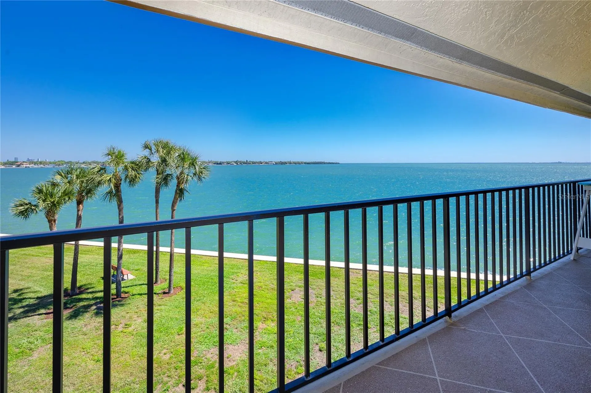 7540 Sunshine Skyway Lane S St Petersburg FL 33711