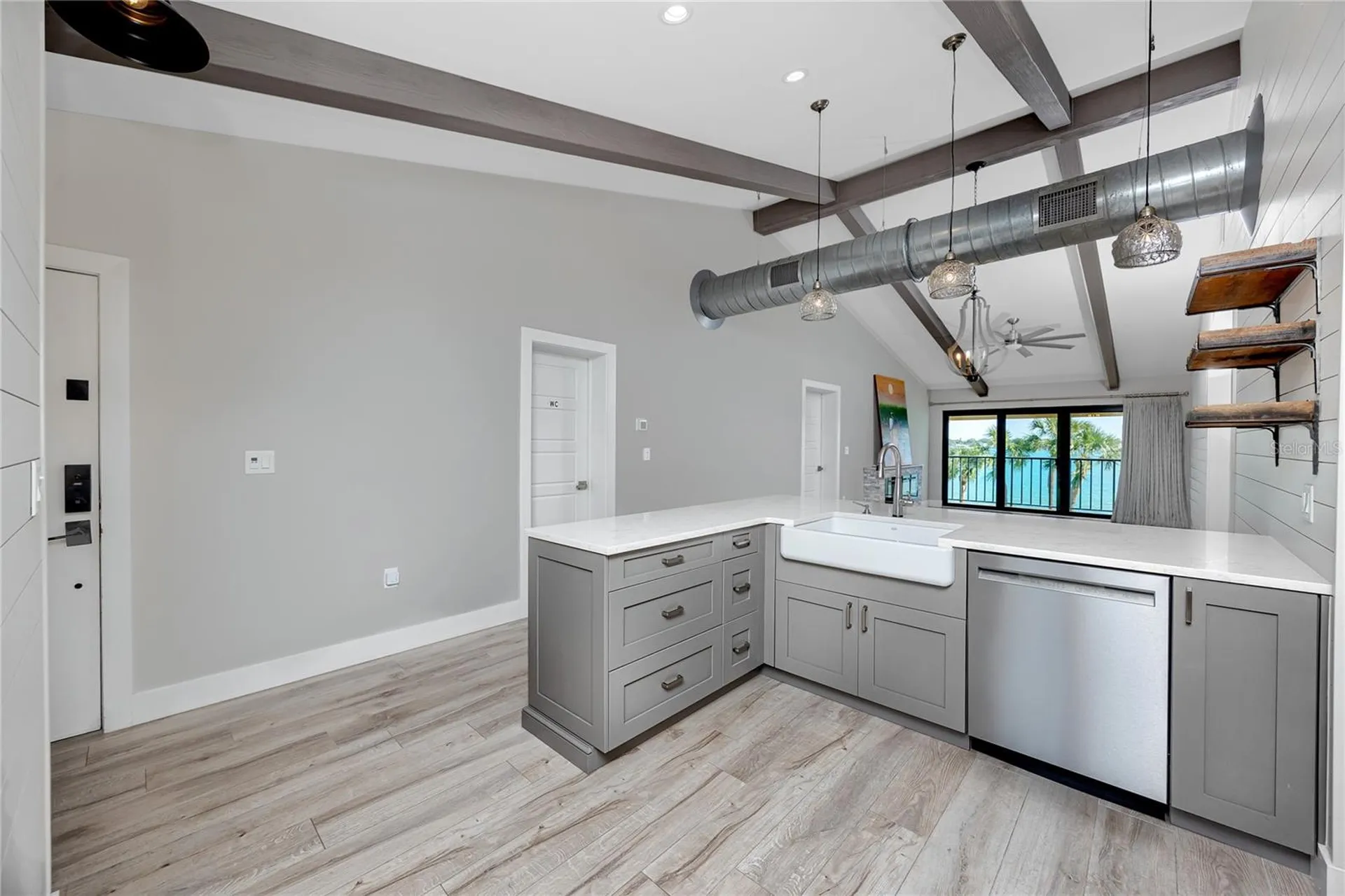 7540 Sunshine Skyway Lane S St Petersburg FL 33711