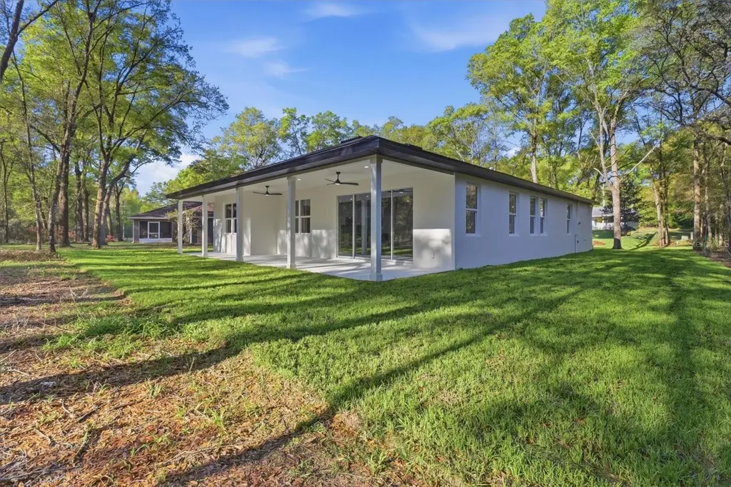 19126 SW 101st Street Dunnellon FL 34432