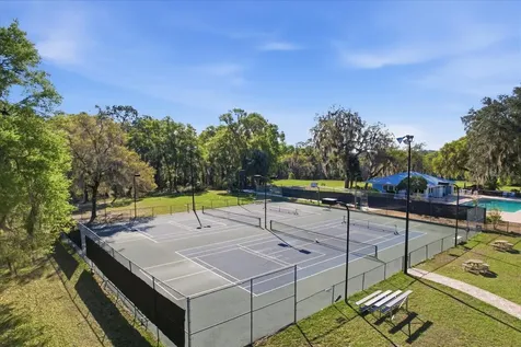 19126 SW 101st Street Dunnellon FL 34432