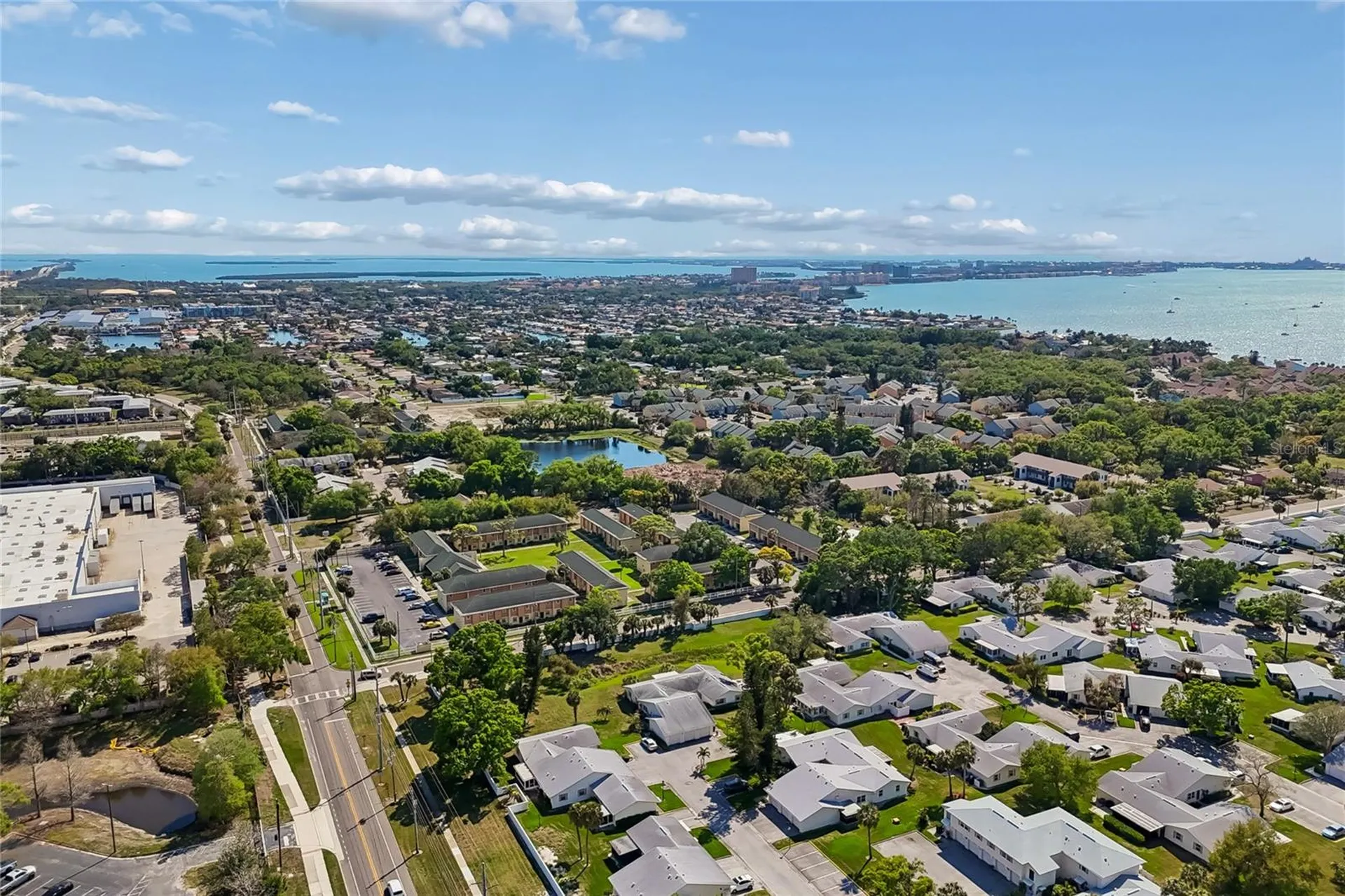 3280 37th Way S St Petersburg FL 33711