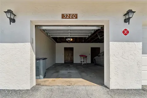 3280 37th Way S St Petersburg FL 33711