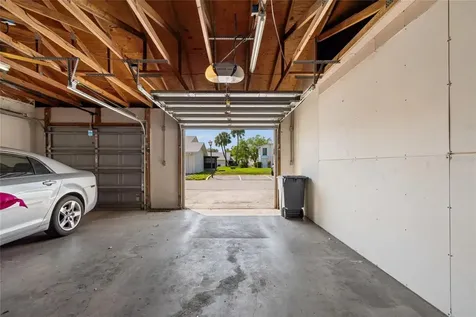 3280 37th Way S St Petersburg FL 33711