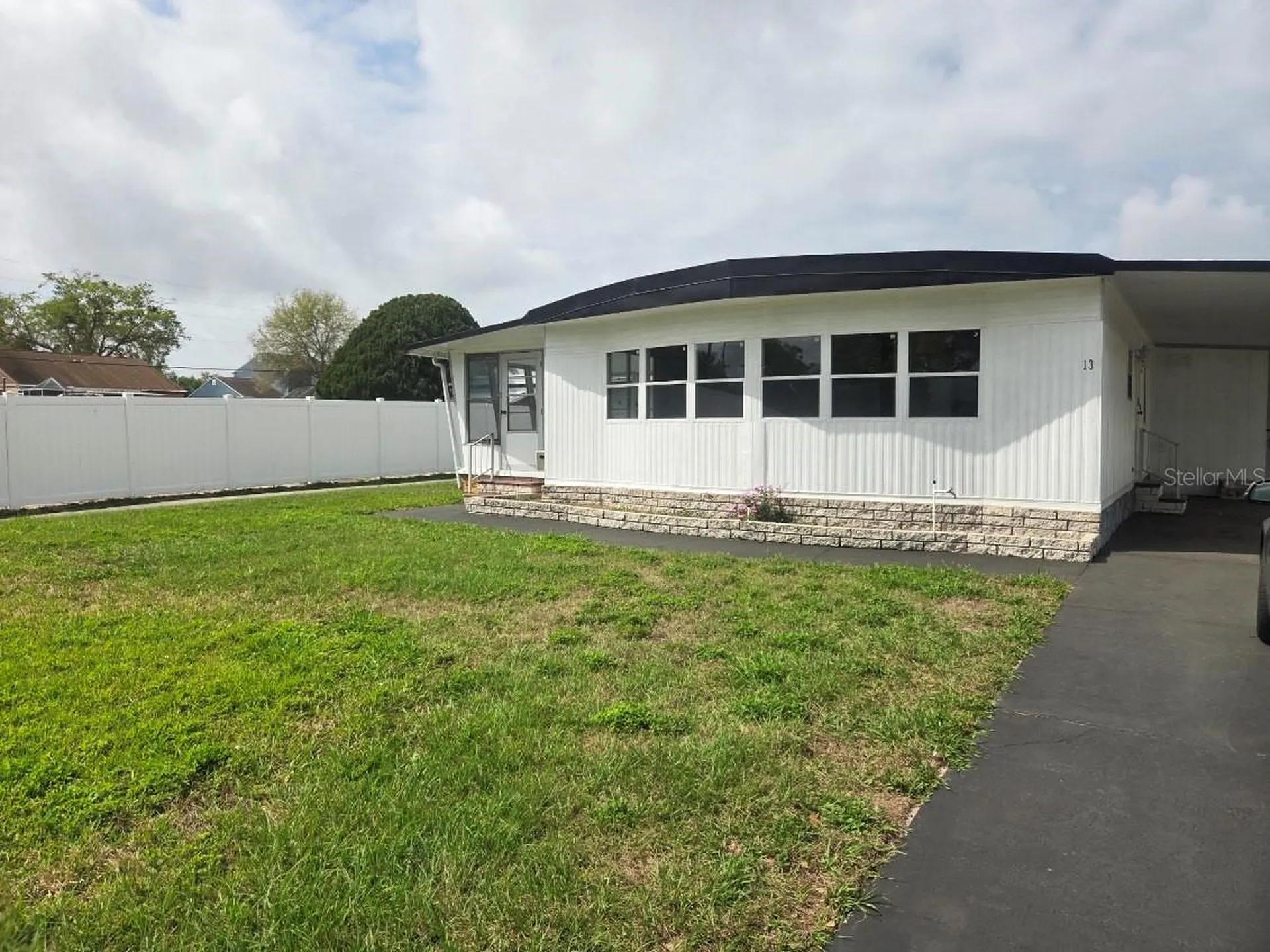 13 Hamilton Lane Palm Harbor FL 34684