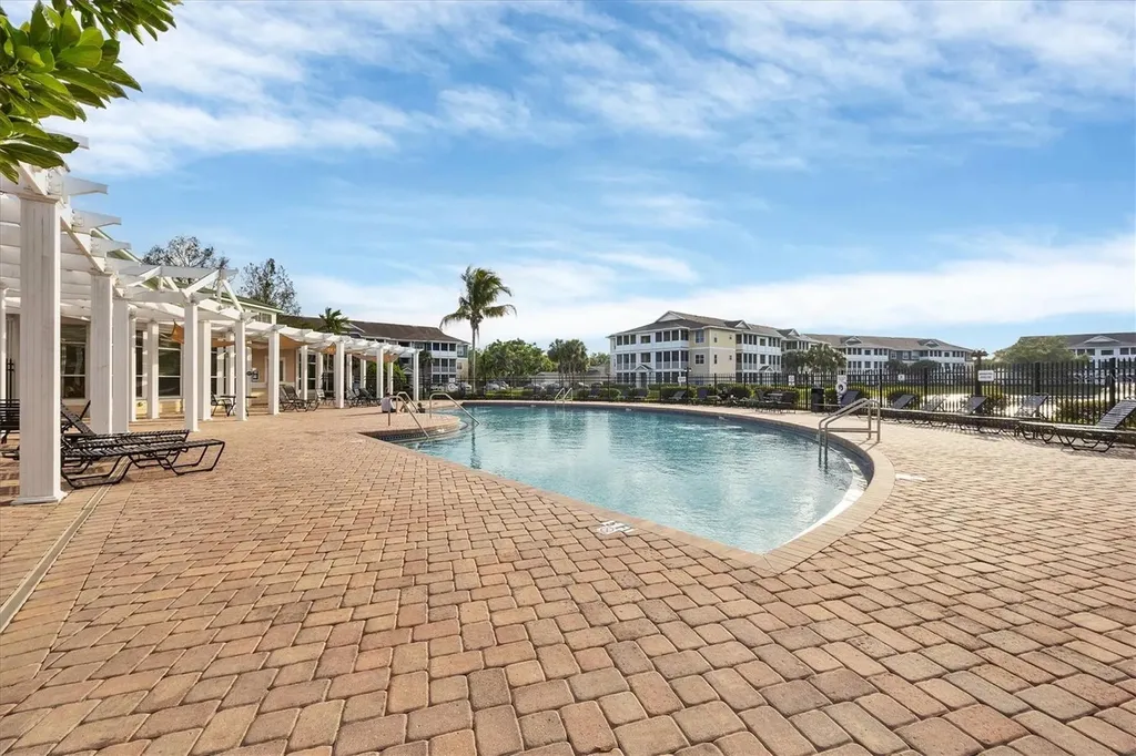4802 51st Street W Bradenton FL 34210