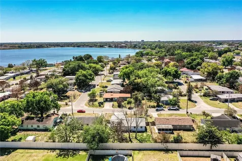 1015 Carefree Cove Drive Winter Haven FL 33881