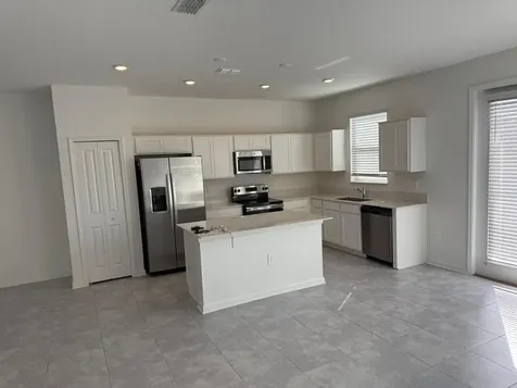 502 Bogey Drive Davenport FL 33896