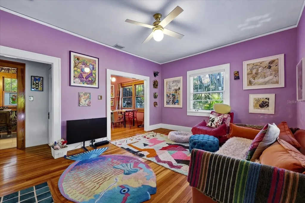 1024 23rd Avenue N St Petersburg FL 33704