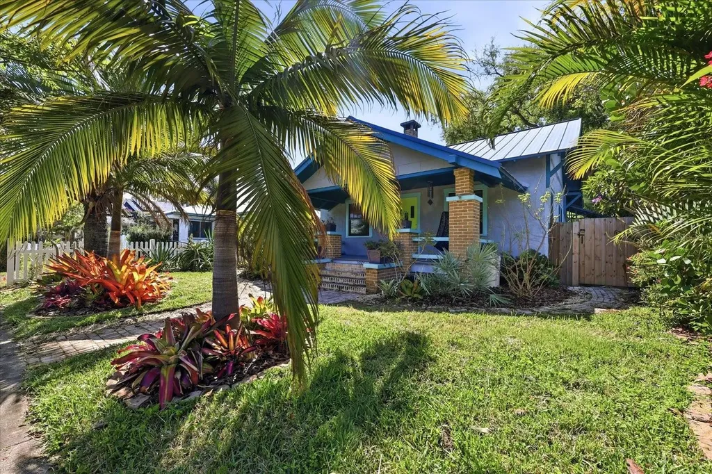 1024 23rd Avenue N St Petersburg FL 33704
