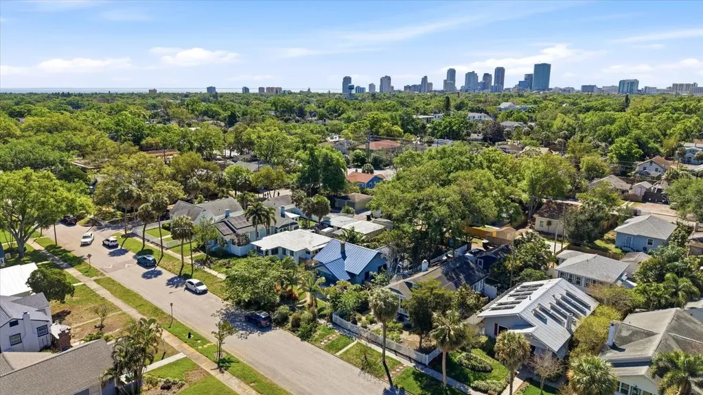 1024 23rd Avenue N St Petersburg FL 33704