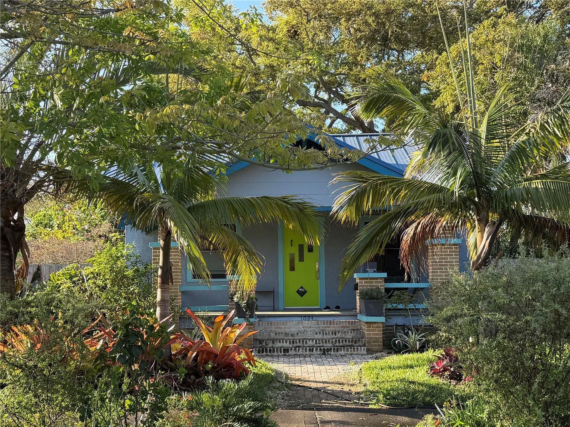 1024 23rd Avenue N St Petersburg FL 33704