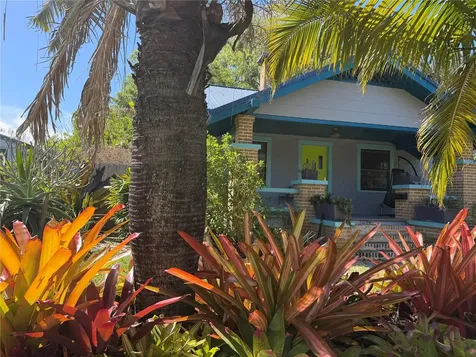 1024 23rd Avenue N St Petersburg FL 33704