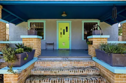 1024 23rd Avenue N St Petersburg FL 33704