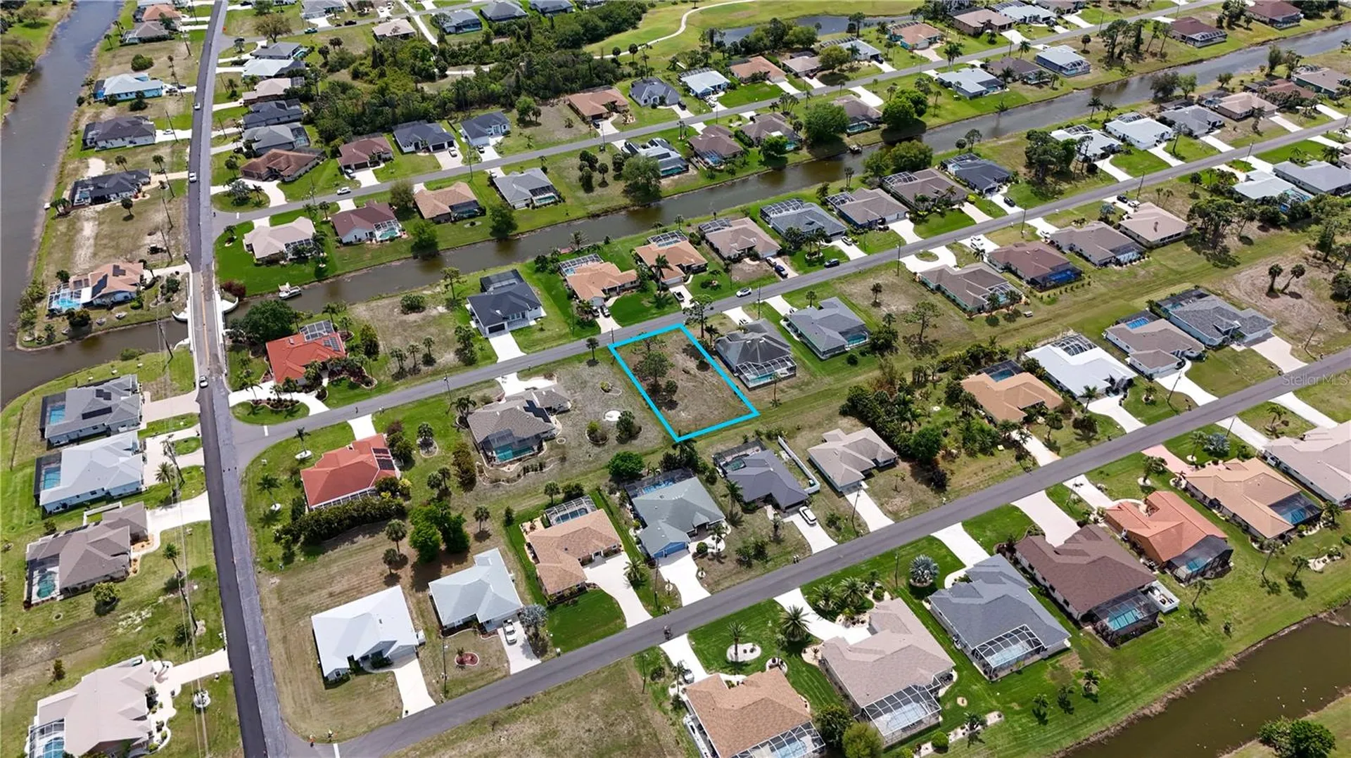 9 Long Meadow Lane Rotonda West FL 33947