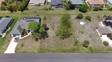 9 Long Meadow Lane Rotonda West FL 33947