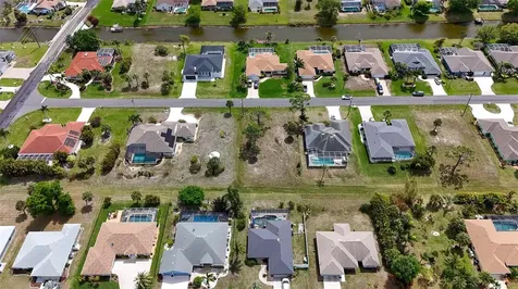 9 Long Meadow Lane Rotonda West FL 33947