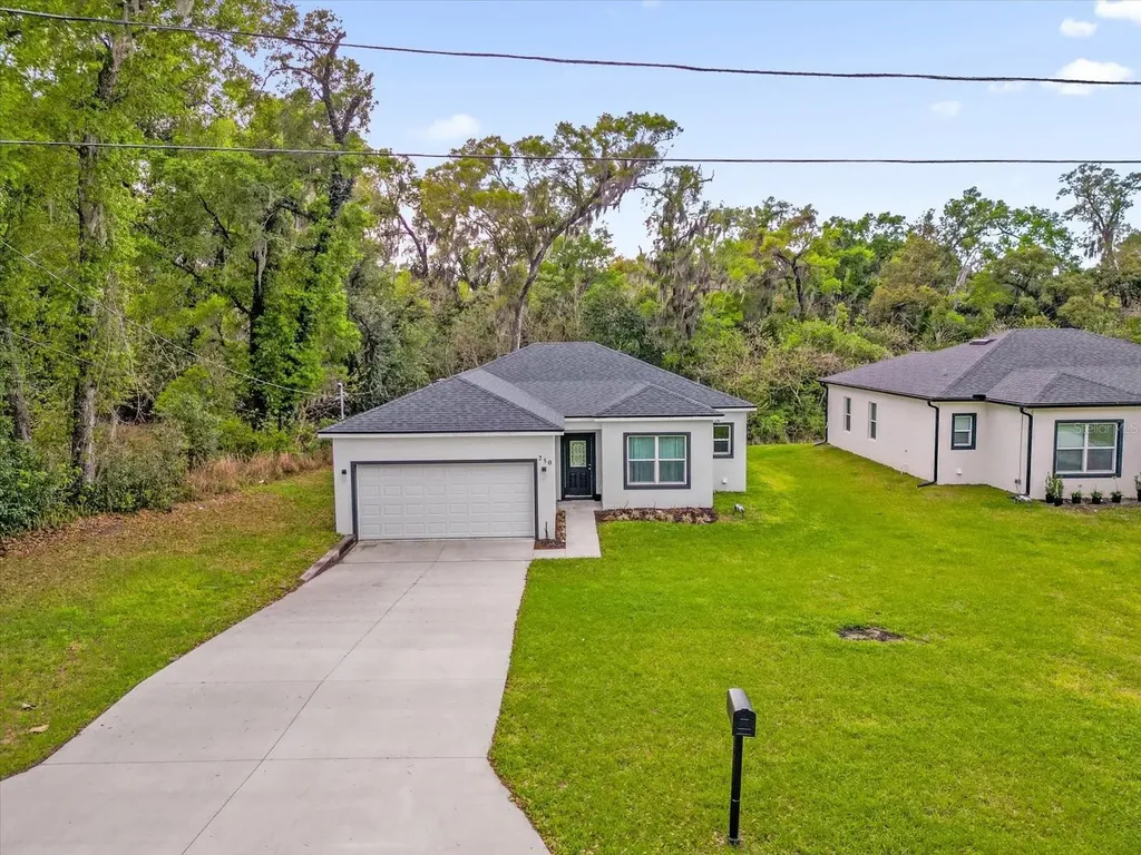 250 S Virginia Avenue Deland FL 32724