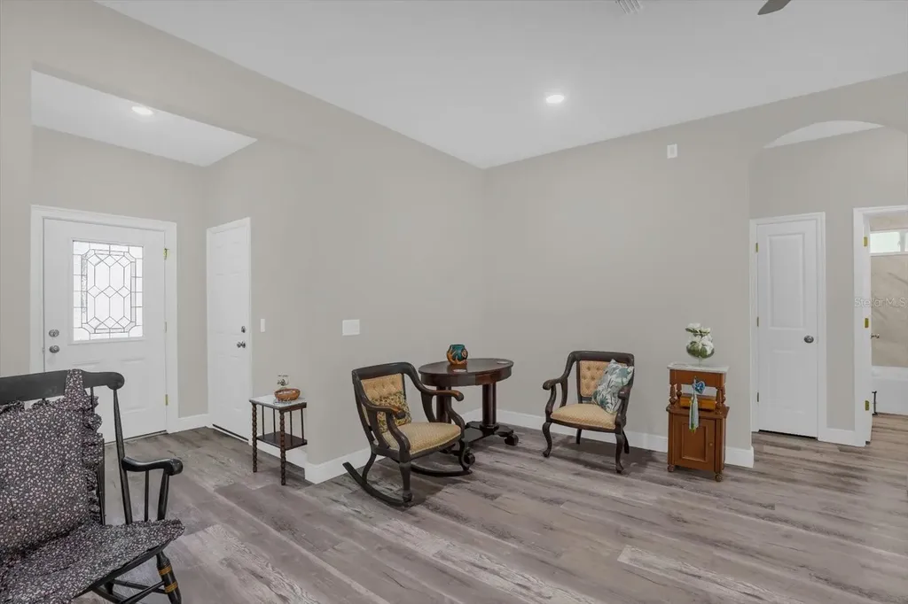 250 S Virginia Avenue Deland FL 32724