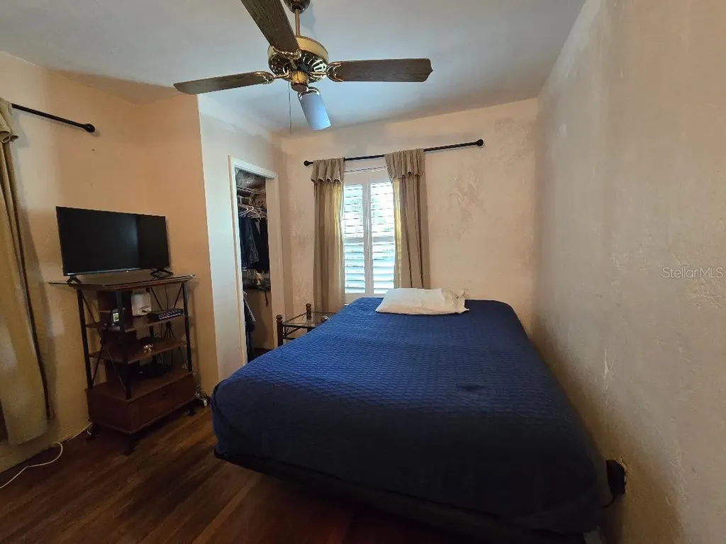 819 W Plymouth Street Tampa FL 33603