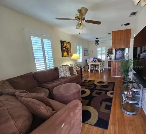 819 W Plymouth Street Tampa FL 33603