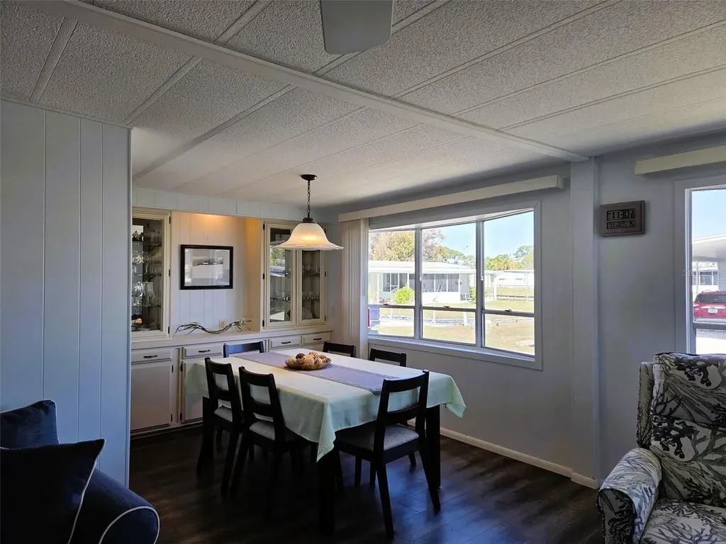 3218 Oakwood Boulevard S Sarasota FL 34237