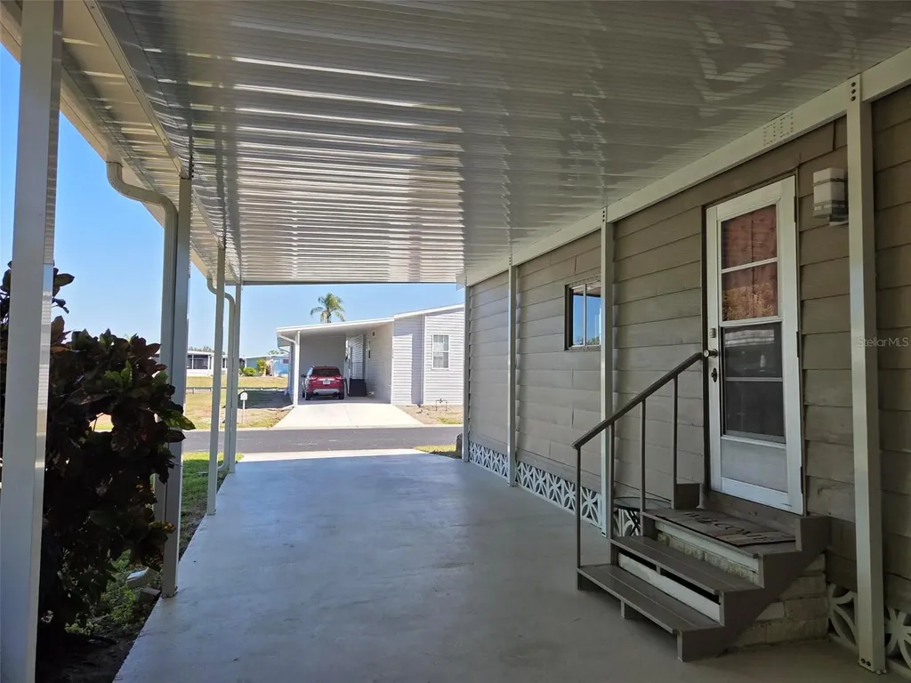 3218 Oakwood Boulevard S Sarasota FL 34237