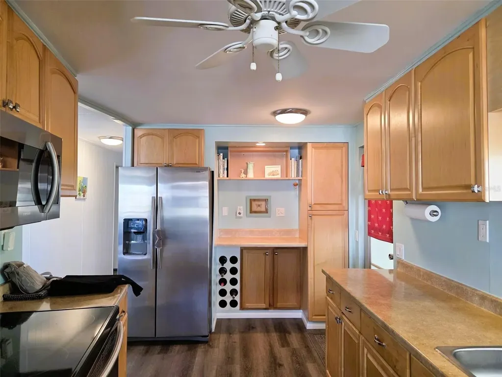 3218 Oakwood Boulevard S Sarasota FL 34237