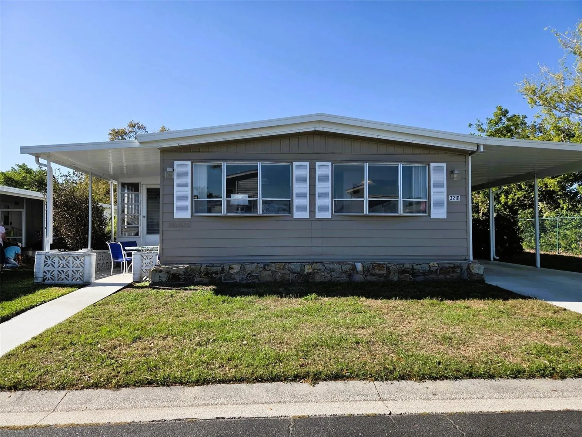 3218 Oakwood Boulevard S Sarasota FL 34237