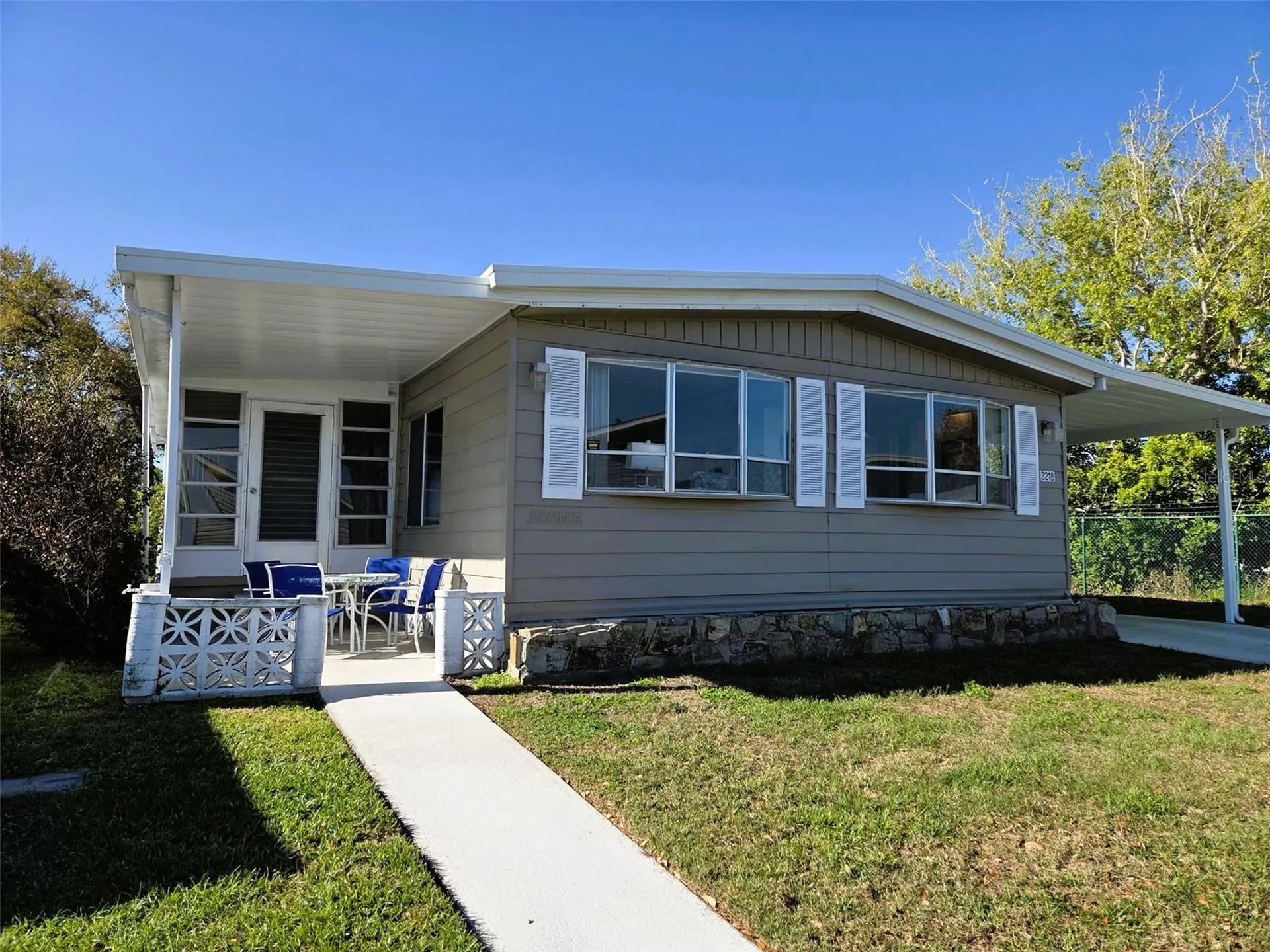 3218 Oakwood Boulevard S Sarasota FL 34237