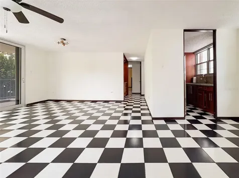 1 Madrid Cond. Lakeshore Miramar PR 00907