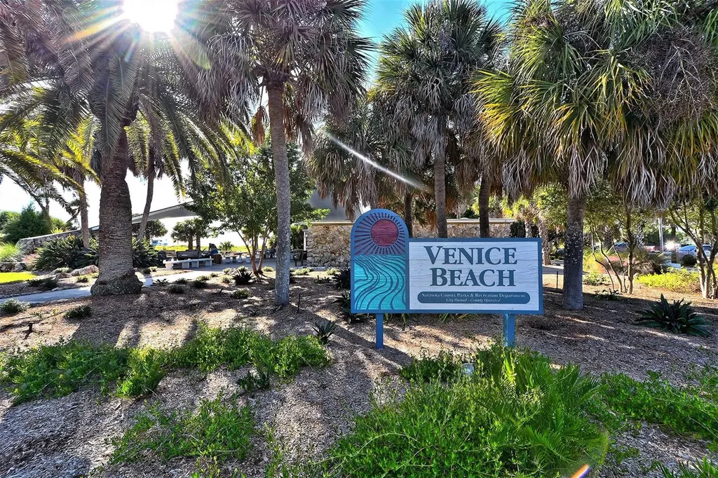 712 White Pine Tree Road Venice FL 34285