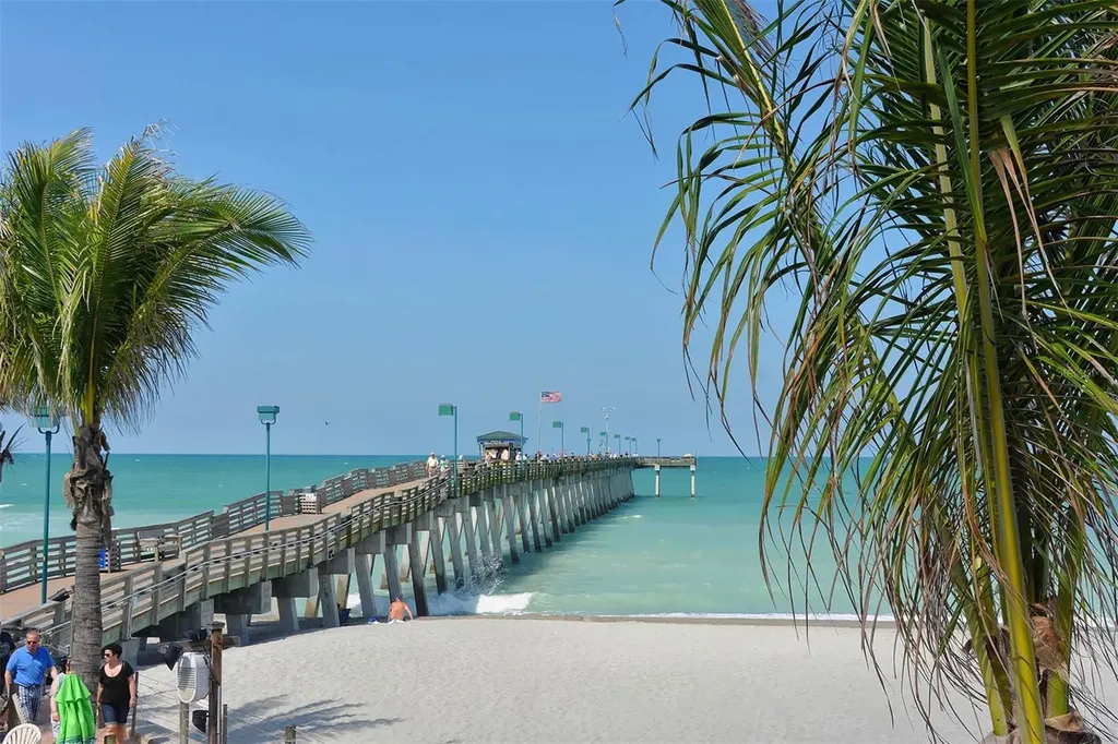 712 White Pine Tree Road Venice FL 34285