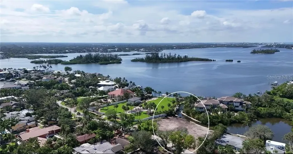 546 Freeling Drive Sarasota FL 34242