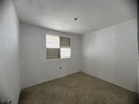 121 Calle Hermandad Interior Guaynabo PR 00965