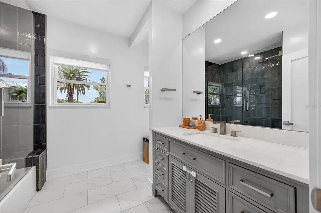 1866 Venetian Point Drive Clearwater FL 33755