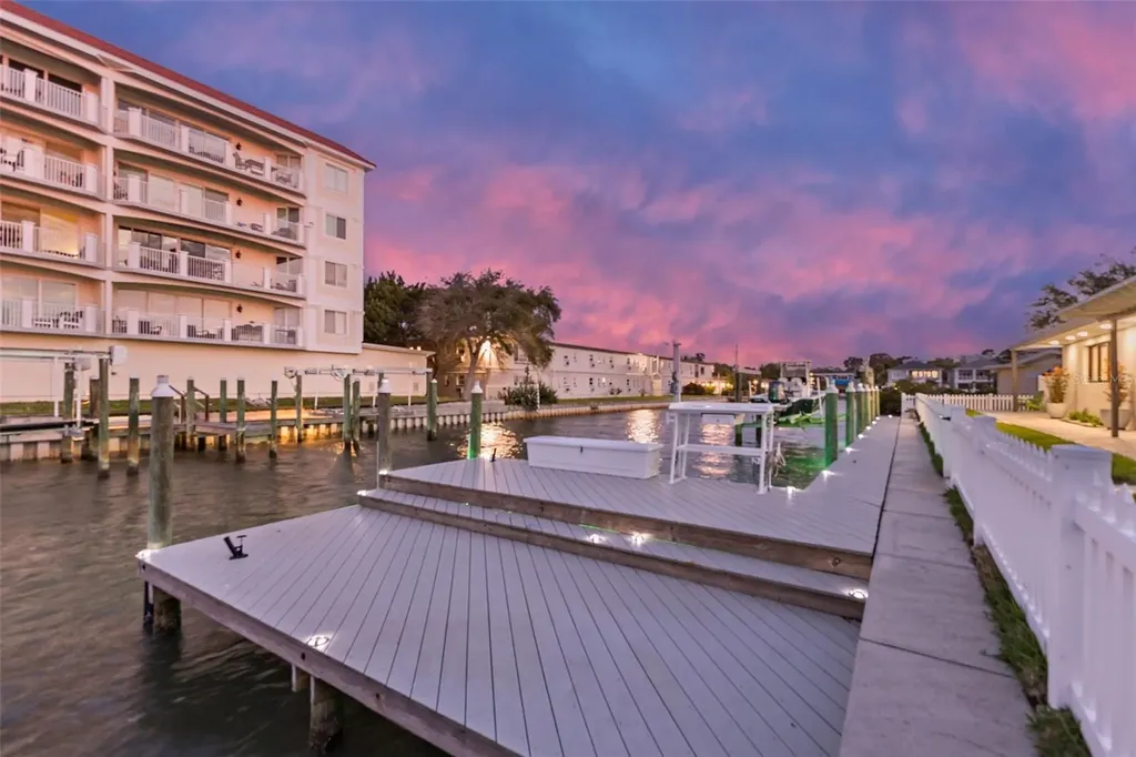 1866 Venetian Point Drive Clearwater FL 33755