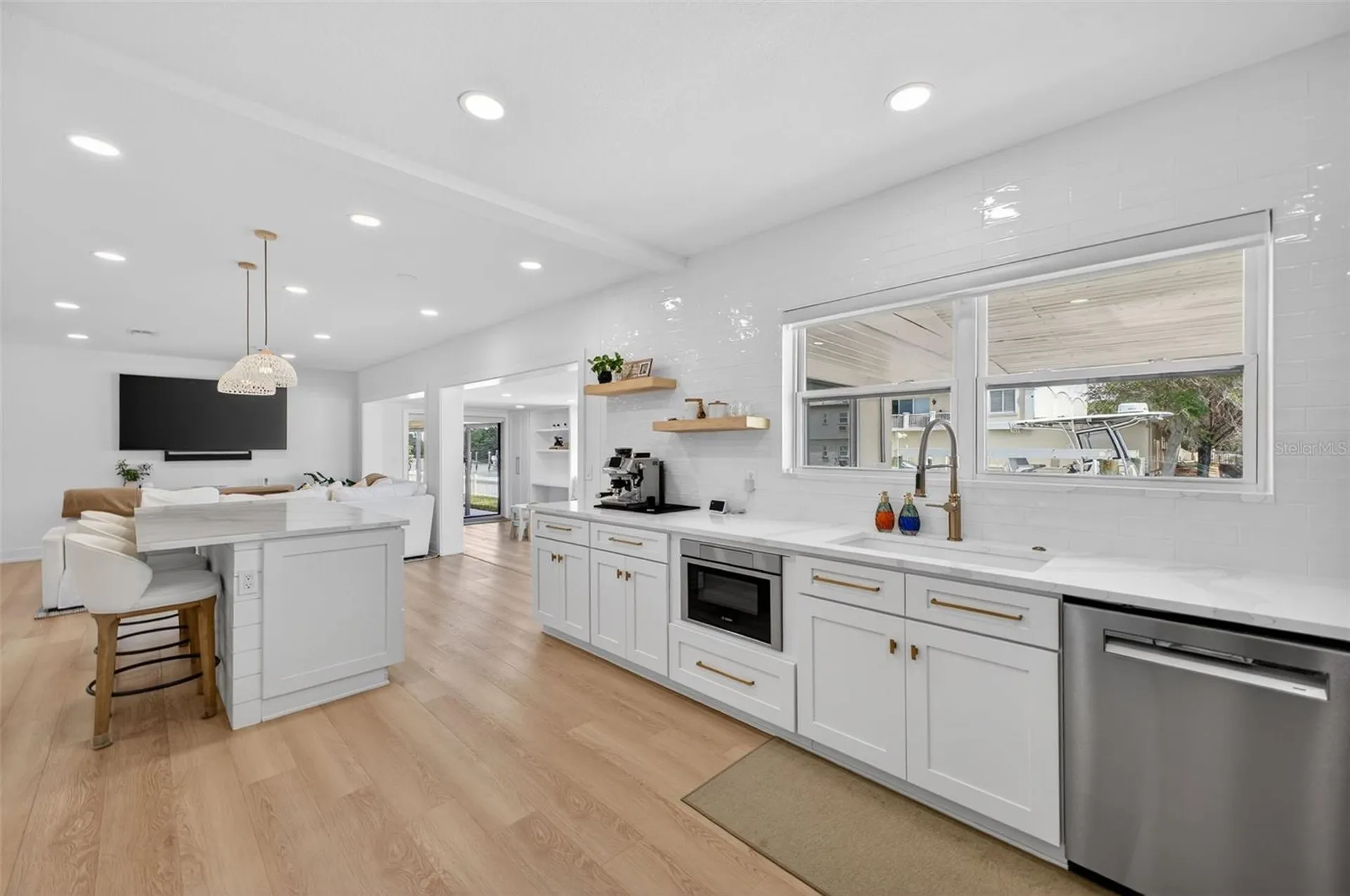 1866 Venetian Point Drive Clearwater FL 33755
