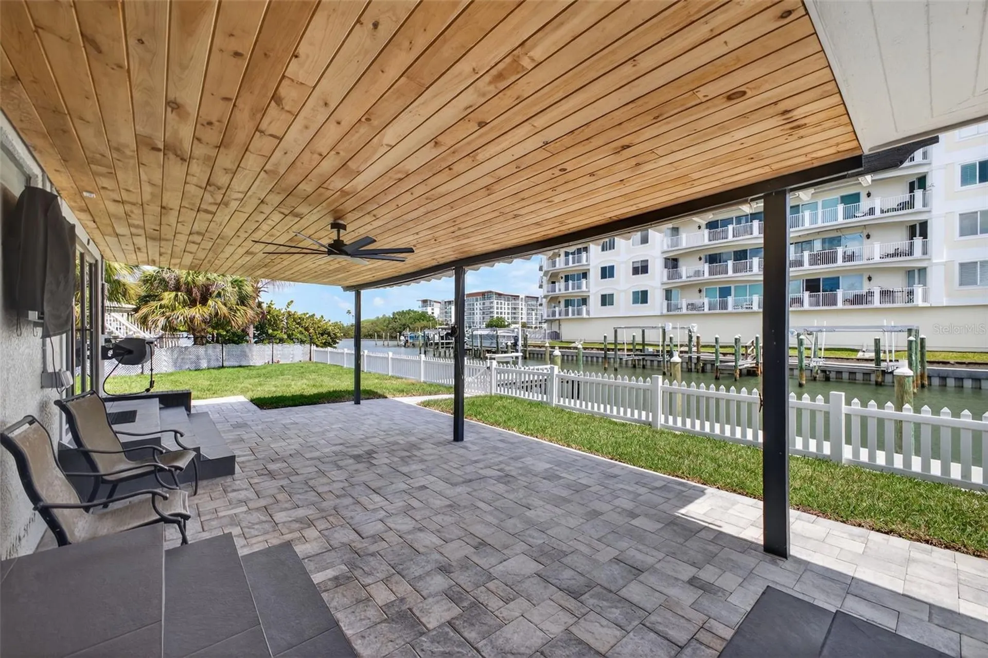 1866 Venetian Point Drive Clearwater FL 33755