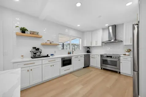 1866 Venetian Point Drive Clearwater FL 33755