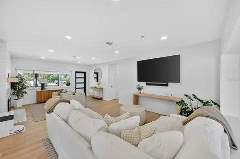 1866 Venetian Point Drive Clearwater FL 33755